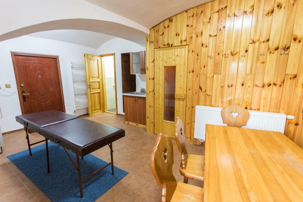 Attic Rooms Tabor Bagian luar foto