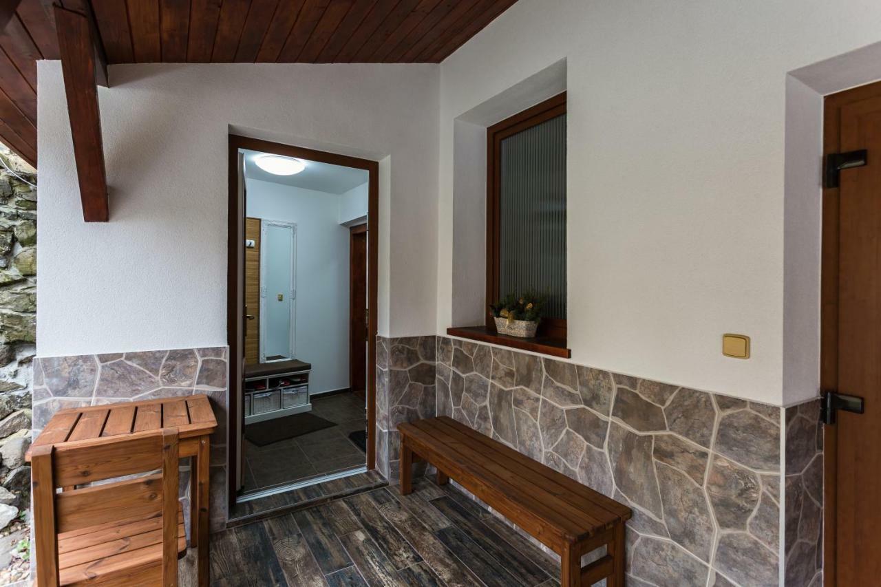 Attic Rooms Tabor Bagian luar foto